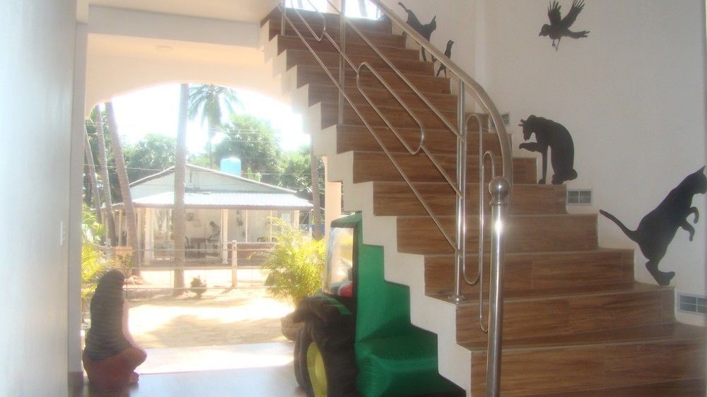 French Garden Resort Uppuveli Ngoại thất bức ảnh